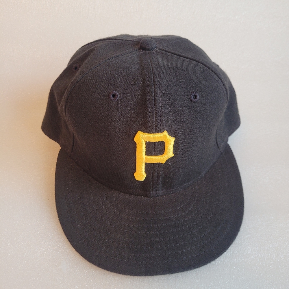New Era 59Fifty Pittsburgh Pirates YGB 09 Fitted Cap 7 1/4 black and gold